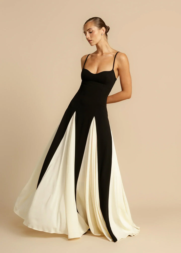 Oshrit™ | Robe Maxi Élégante à Volants Contrastés