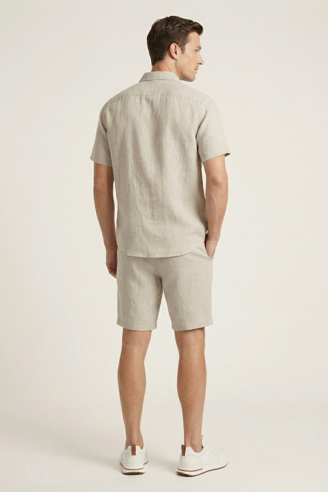 Chemise et Pantalons Courts en Lin Beige de Vérone
