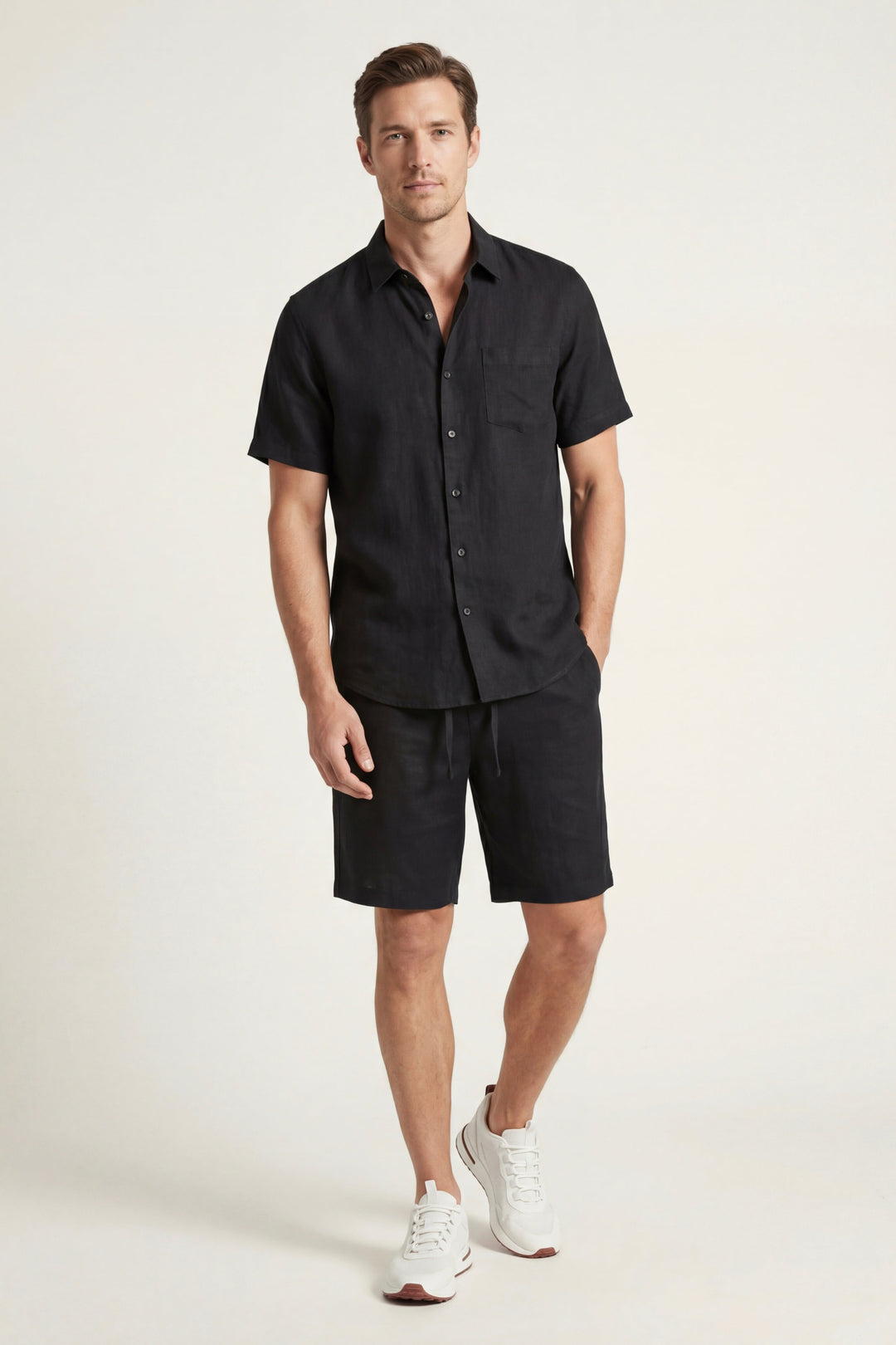 Chemise et Pantalons Courts en Lin Noir de Vérone