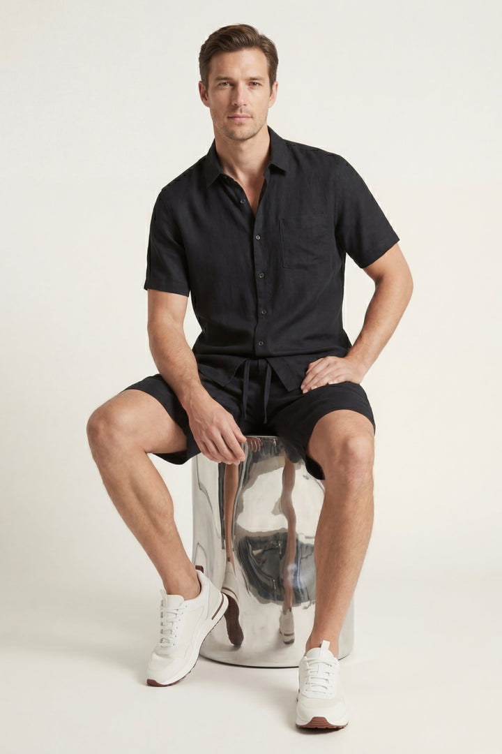 Chemise et Pantalons Courts en Lin Noir de Vérone