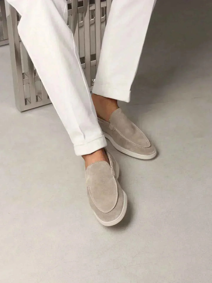 Mocassins Classiques en Cuir Suédé Gris Clair