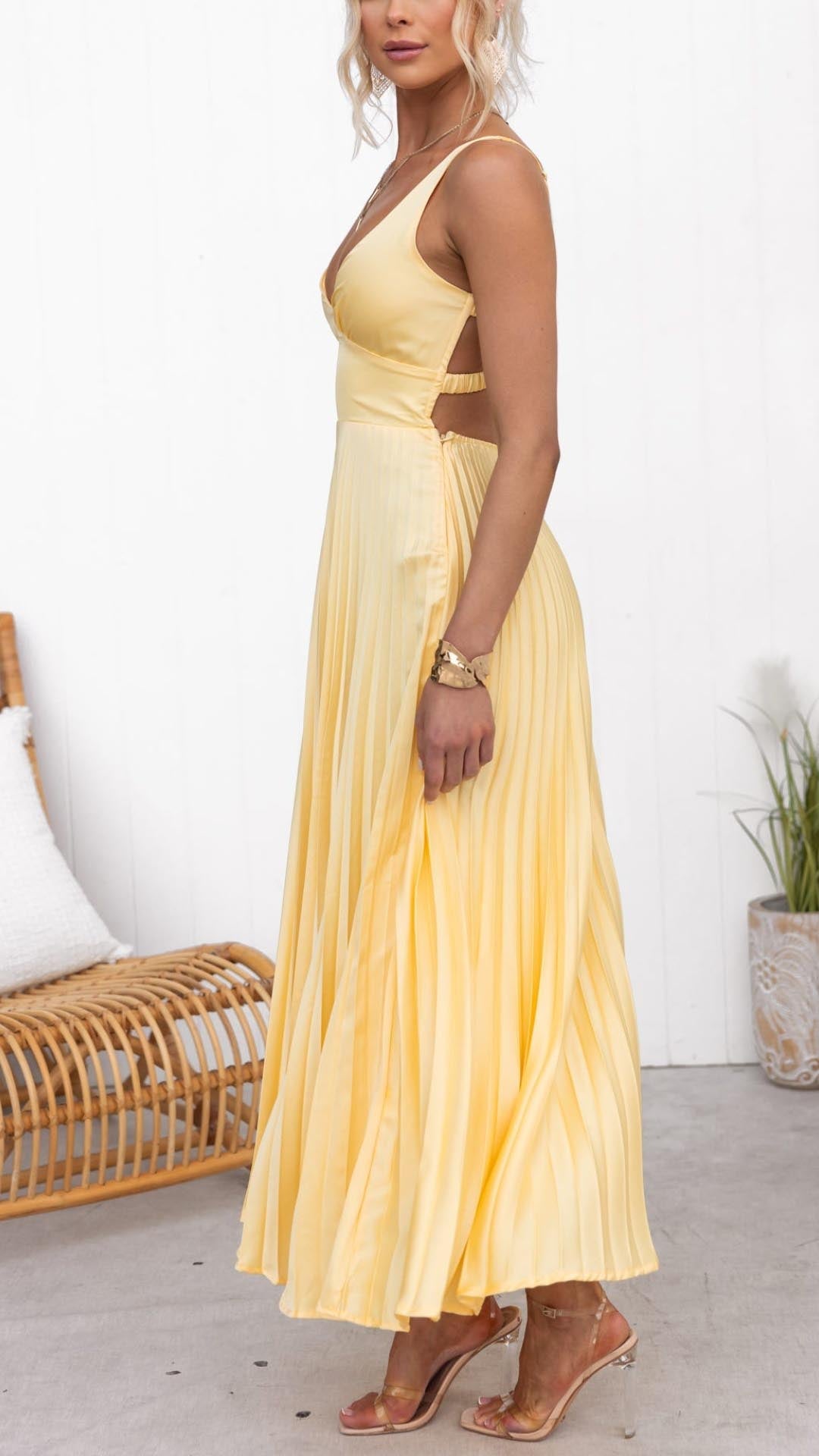 Malka™ | Robe Maxi Plissée à Décolleté en V